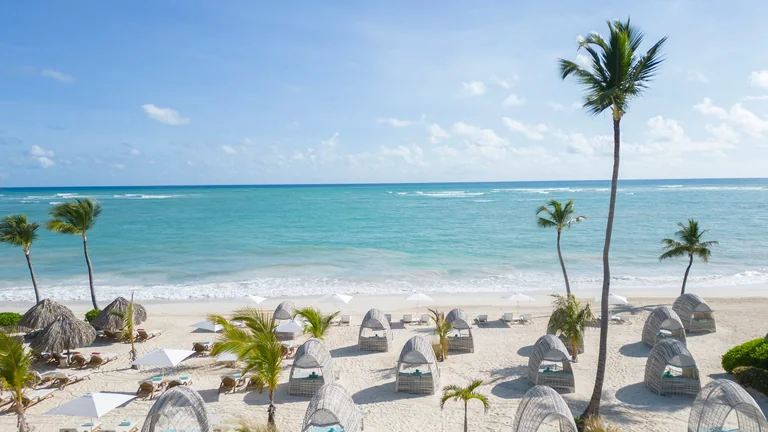 Beach beds at JOIA Bávaro by Iberostar