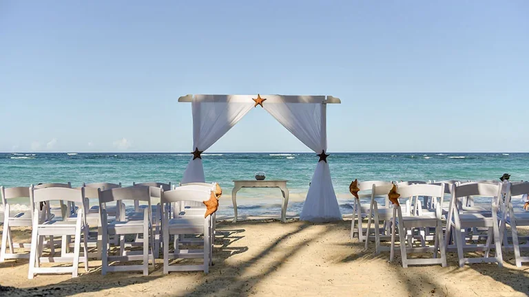 Beach wedding setting at Hotel Riu Palace Bavaro