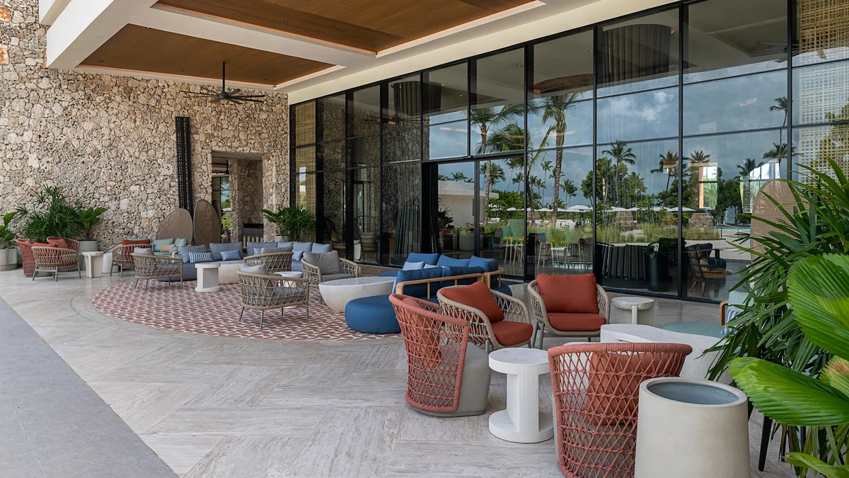 Outdoor seating on the Zemi Miches lobby terrace